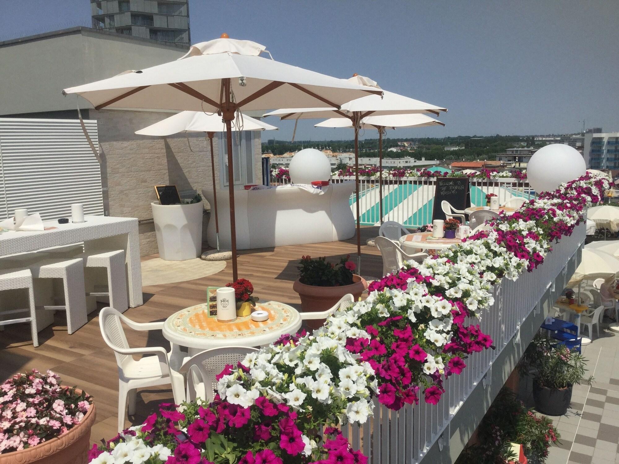 Hotel Principe Palace Lido di Jesolo Exterior foto